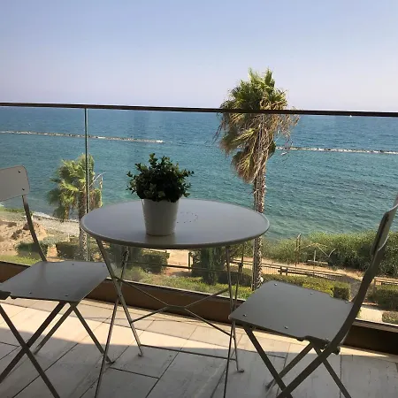 Blue Escape * Larnaca