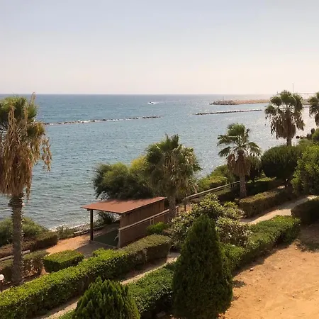 Blue Escape Apartment Larnaca